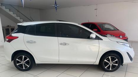 TOYOTA Yaris Hatch 1.5 16V 4P FLEX XLS CONNECT MULTIDRIVE AUTOMTICO CVT, Foto 5