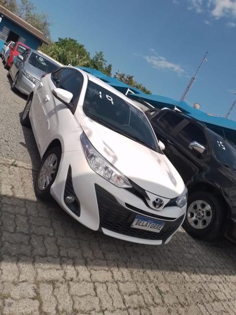 TOYOTA Yaris Hatch 1.3 16V 4P FLEX XL MULTIDRIVE AUTOMTICO CVT, Foto 5