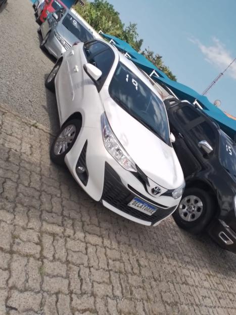 TOYOTA Yaris Hatch 1.3 16V 4P FLEX XL MULTIDRIVE AUTOMTICO CVT, Foto 7