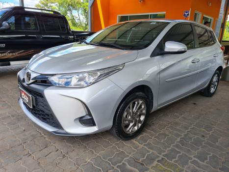 TOYOTA Yaris Hatch 1.5 16V 4P FLEX XS MULTIDRIVE AUTOMTICO CVT, Foto 2