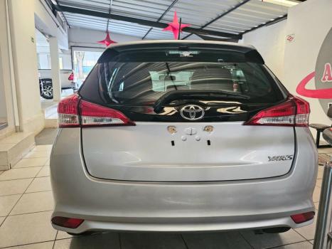 TOYOTA Yaris Hatch 1.5 16V 4P FLEX XL MULTIDRIVE AUTOMTICO CVT, Foto 5