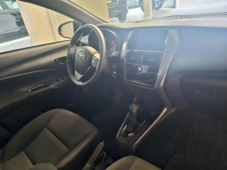TOYOTA Yaris Hatch 1.5 16V 4P FLEX XL MULTIDRIVE AUTOMTICO CVT, Foto 7