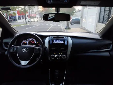 TOYOTA Yaris Hatch 1.3 16V 4P FLEX XL MULTIDRIVE AUTOMTICO CVT, Foto 13