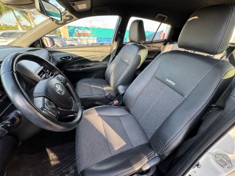 TOYOTA Yaris Hatch 1.5 16V 4P FLEX XS MULTIDRIVE AUTOMTICO CVT, Foto 11