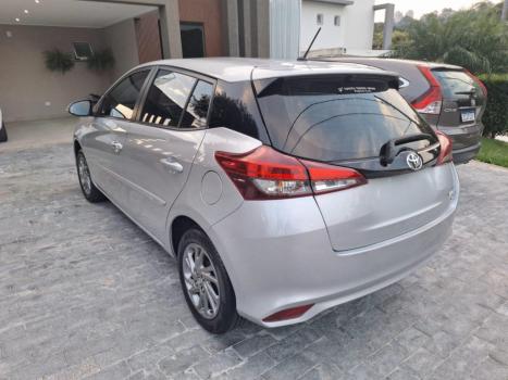 TOYOTA Yaris Hatch 1.5 16V 4P FLEX XS CONNECT MULTIDRIVE AUTOMTICO CVT, Foto 4