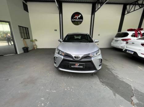 TOYOTA Yaris Hatch 1.5 16V 4P FLEX XS CONNECT MULTIDRIVE AUTOMTICO CVT, Foto 3