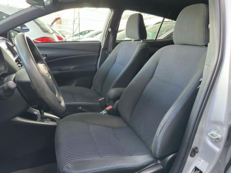 TOYOTA Yaris Hatch 1.3 16V 4P FLEX XL PLUS TECH MULTIDRIVE AUTOMTICO CVT, Foto 11