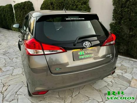 TOYOTA Yaris Hatch 1.5 16V 4P FLEX XL PLUS CONNECT MULTIDRIVE AUTOMTICO CVT, Foto 4