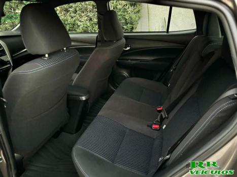 TOYOTA Yaris Hatch 1.5 16V 4P FLEX XL PLUS CONNECT MULTIDRIVE AUTOMTICO CVT, Foto 6
