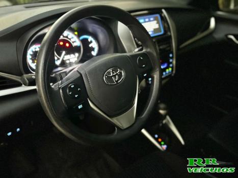 TOYOTA Yaris Hatch 1.5 16V 4P FLEX XL PLUS CONNECT MULTIDRIVE AUTOMTICO CVT, Foto 9