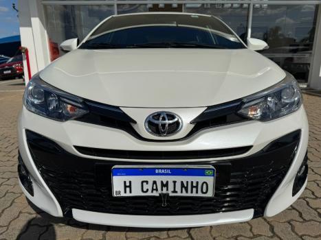 TOYOTA Yaris Hatch 1.5 16V 4P FLEX XLS MULTIDRIVE AUTOMTICO CVT, Foto 2