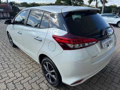 TOYOTA Yaris Hatch 1.5 16V 4P FLEX XLS MULTIDRIVE AUTOMTICO CVT, Foto 8