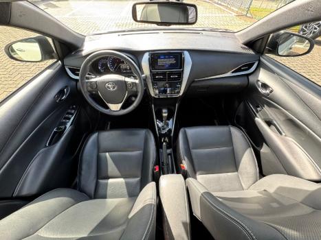 TOYOTA Yaris Hatch 1.5 16V 4P FLEX XLS MULTIDRIVE AUTOMTICO CVT, Foto 10