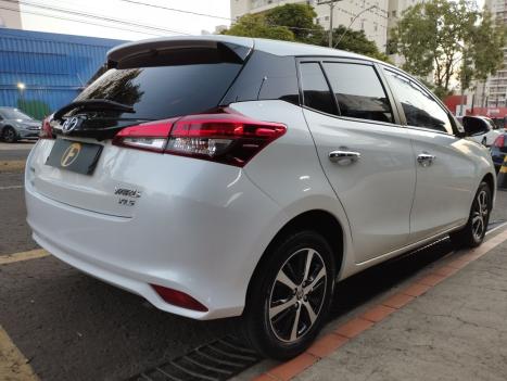 TOYOTA Yaris Hatch 1.5 16V 4P FLEX XLS CONNECT MULTIDRIVE AUTOMTICO CVT, Foto 3