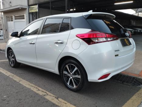 TOYOTA Yaris Hatch 1.5 16V 4P FLEX XLS CONNECT MULTIDRIVE AUTOMTICO CVT, Foto 5