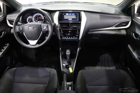 TOYOTA Yaris Hatch 1.3 16V 4P FLEX XL MULTIDRIVE AUTOMTICO CVT, Foto 6