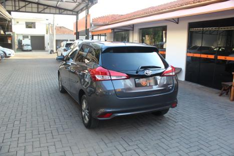 TOYOTA Yaris Hatch 1.5 16V 4P FLEX XL PLUS CONNECT MULTIDRIVE AUTOMTICO CVT, Foto 9