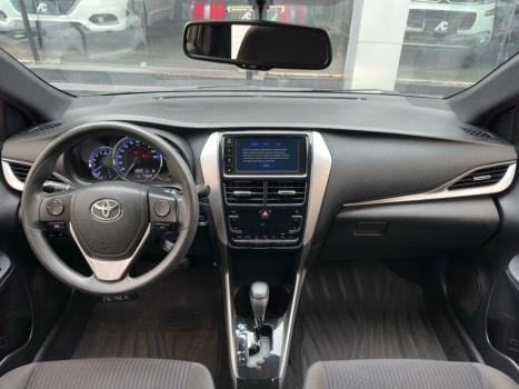 TOYOTA Yaris Hatch 1.5 16V 4P FLEX XL PLUS CONNECT MULTIDRIVE AUTOMTICO CVT, Foto 7