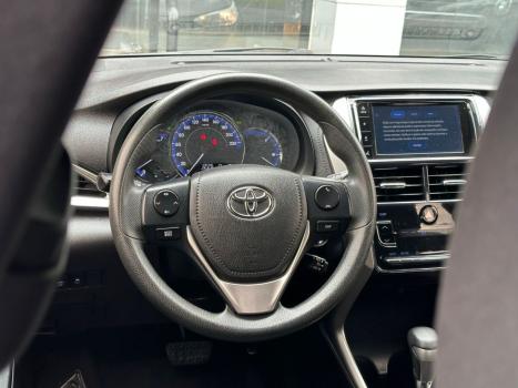 TOYOTA Yaris Hatch 1.5 16V 4P FLEX XL PLUS CONNECT MULTIDRIVE AUTOMTICO CVT, Foto 9