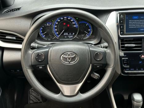 TOYOTA Yaris Hatch 1.5 16V 4P FLEX XL PLUS CONNECT MULTIDRIVE AUTOMTICO CVT, Foto 10