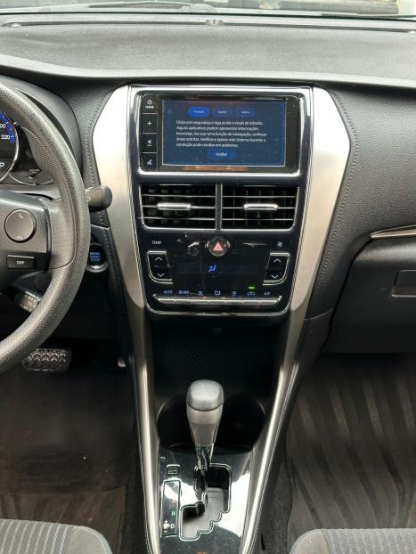 TOYOTA Yaris Hatch 1.5 16V 4P FLEX XL PLUS CONNECT MULTIDRIVE AUTOMTICO CVT, Foto 11