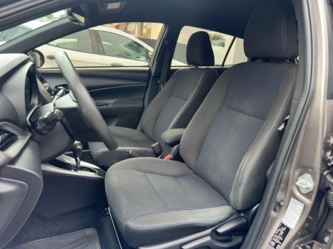 TOYOTA Yaris Hatch 1.5 16V 4P FLEX XL PLUS CONNECT MULTIDRIVE AUTOMTICO CVT, Foto 13