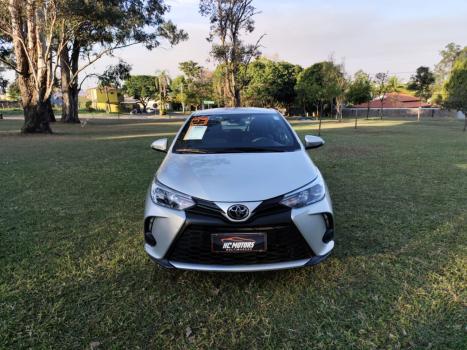 TOYOTA Yaris Hatch 1.5 16V 4P FLEX XS MULTIDRIVE AUTOMTICO CVT, Foto 3