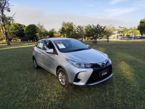 TOYOTA Yaris Hatch 1.5 16V 4P FLEX XS MULTIDRIVE AUTOMTICO CVT, Foto 4