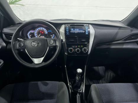 TOYOTA Yaris Hatch 1.3 16V 4P FLEX XL, Foto 5
