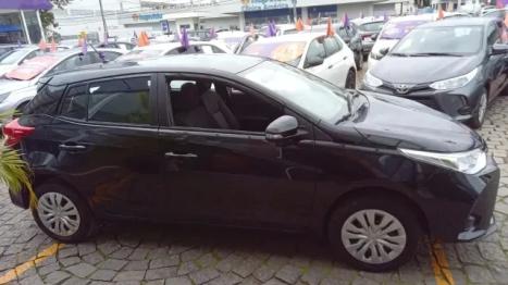 TOYOTA Yaris Hatch 1.5 16V 4P FLEX XL MULTIDRIVE AUTOMTICO CVT, Foto 3