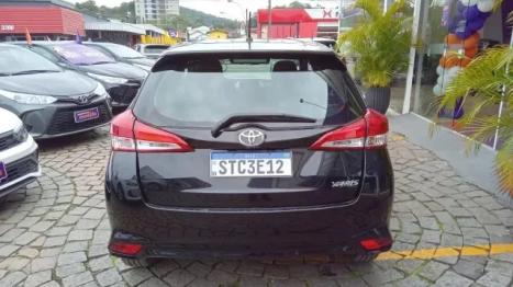 TOYOTA Yaris Hatch 1.5 16V 4P FLEX XL MULTIDRIVE AUTOMTICO CVT, Foto 5