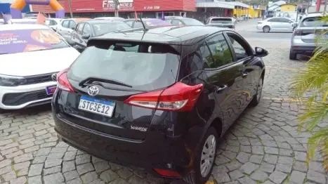 TOYOTA Yaris Hatch 1.5 16V 4P FLEX XL MULTIDRIVE AUTOMTICO CVT, Foto 6