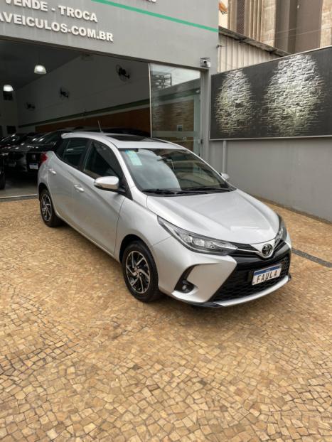 TOYOTA Yaris Hatch 1.5 16V 4P FLEX XLS MULTIDRIVE AUTOMTICO CVT, Foto 2