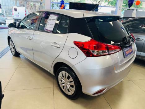 TOYOTA Yaris Hatch 1.5 16V 4P FLEX XL MULTIDRIVE AUTOMTICO CVT, Foto 6