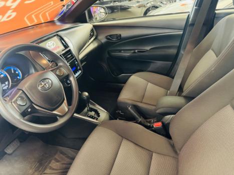 TOYOTA Yaris Hatch 1.5 16V 4P FLEX XL MULTIDRIVE AUTOMTICO CVT, Foto 8