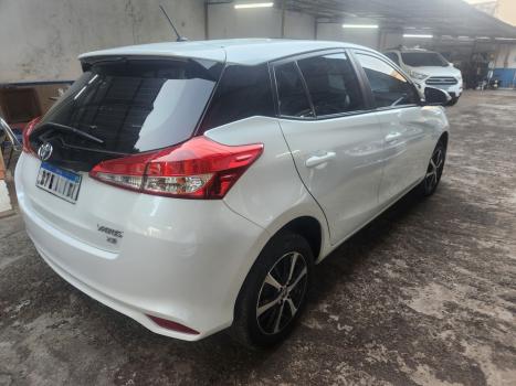 TOYOTA Yaris Hatch 1.5 16V 4P FLEX XS CONNECT MULTIDRIVE AUTOMTICO CVT, Foto 9