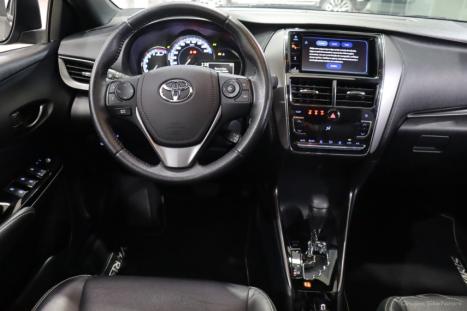 TOYOTA Yaris Hatch 1.5 16V 4P FLEX XLS MULTIDRIVE AUTOMTICO CVT, Foto 5