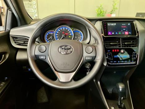 TOYOTA Yaris Hatch 1.5 16V 4P FLEX XL MULTIDRIVE AUTOMTICO CVT, Foto 13