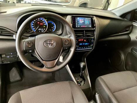 TOYOTA Yaris Hatch 1.5 16V 4P FLEX XL MULTIDRIVE AUTOMTICO CVT, Foto 27