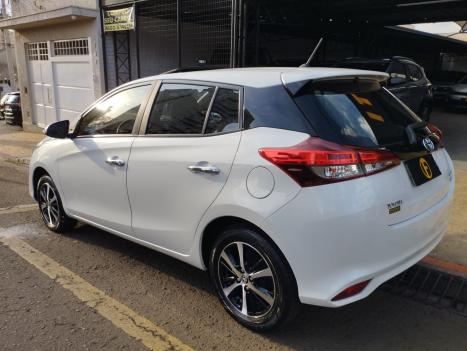 TOYOTA Yaris Hatch 1.5 16V 4P FLEX XLS CONNECT MULTIDRIVE AUTOMTICO CVT, Foto 5