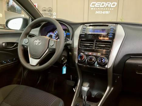 TOYOTA Yaris Hatch 1.3 16V 4P FLEX XL MULTIDRIVE AUTOMTICO CVT, Foto 14