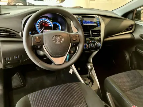 TOYOTA Yaris Hatch 1.3 16V 4P FLEX XL MULTIDRIVE AUTOMTICO CVT, Foto 25