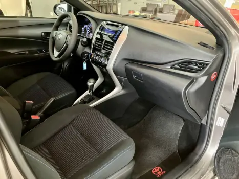 TOYOTA Yaris Hatch 1.3 16V 4P FLEX XL MULTIDRIVE AUTOMTICO CVT, Foto 26