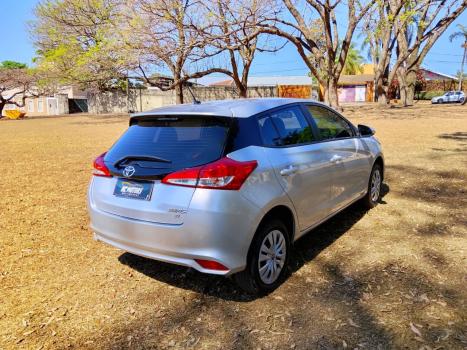 TOYOTA Yaris Hatch 1.3 16V 4P FLEX XL MULTIDRIVE AUTOMTICO CVT, Foto 8