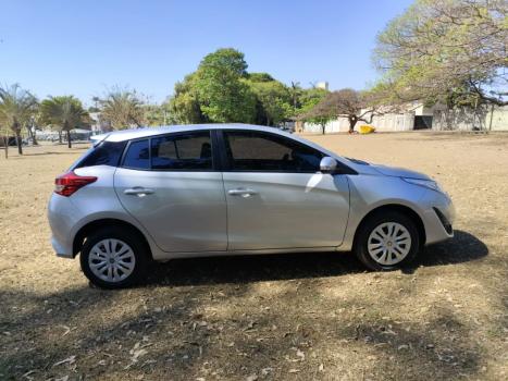 TOYOTA Yaris Hatch 1.3 16V 4P FLEX XL MULTIDRIVE AUTOMTICO CVT, Foto 9