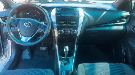 TOYOTA Yaris Hatch 1.3 16V 4P FLEX XL MULTIDRIVE AUTOMTICO CVT, Foto 11