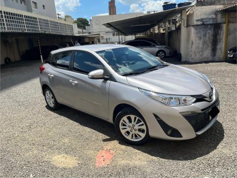 TOYOTA Yaris Hatch 1.3 16V 4P FLEX XL PLUS TECH MULTIDRIVE AUTOMTICO CVT, Foto 2