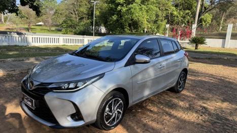 TOYOTA Yaris Hatch 1.5 16V 4P FLEX XLS MULTIDRIVE AUTOMTICO CVT, Foto 2