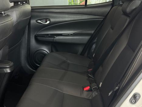 TOYOTA Yaris Hatch 1.5 16V 4P FLEX XS MULTIDRIVE AUTOMTICO CVT, Foto 5