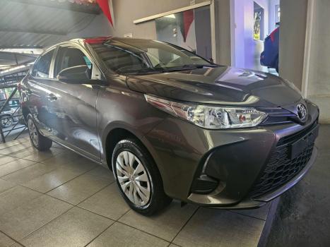 TOYOTA Yaris Sedan 1.5 16V 4P FLEX XL MULTIDRIVE AUTOMTICO CVT, Foto 2